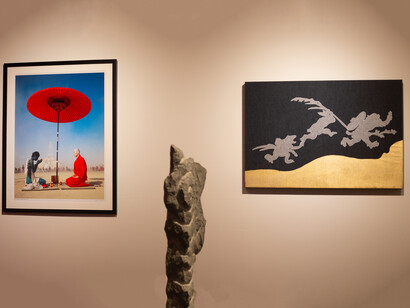 Ken Hiratsuka and Ken Hamazaki, Red rock, exhibition view. Courtesy of the Bishop Gallery