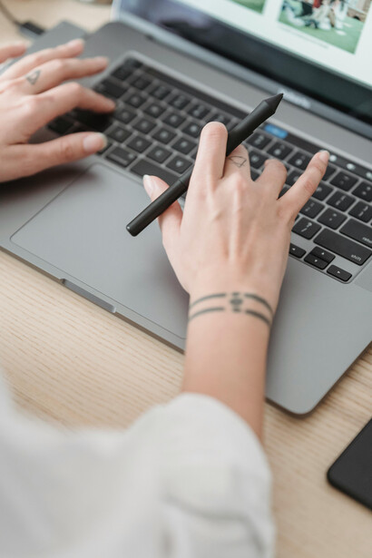 Home Office: Mais que uma tendência, uma realidade. Entenda as vantagens e desafios do trabalho remoto e esteja preparado para o futuro do mercado de trabalho