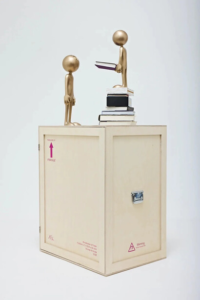 Kaï, Knowledge is power, 2022. Courtesy of Markowicz Fine Art