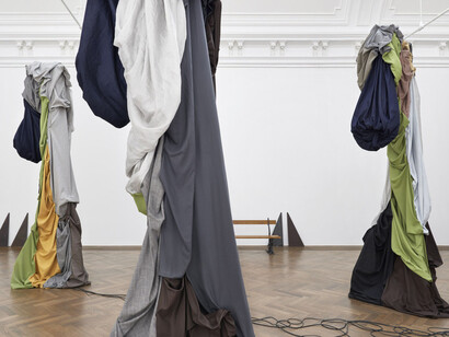 Sandra Mujinga, Time as a shield, exhibition view. Courtesy of Kunsthalle Basel