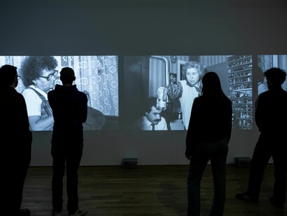 Pınar Öğrenci and Nuri Musluoğlu, Reconsidering photography, exhibition view. Courtesy of Museum für Kunst und Gewerbe Hamburg