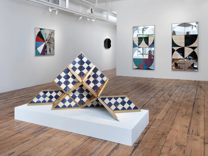 Various artists, Curious geometries, exhibition view. Courtesy of Marianne Boesky Gallery