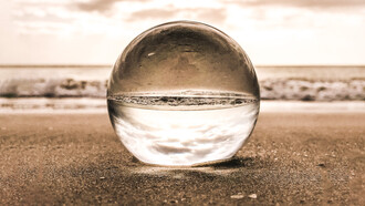 L'eau. Au-delà de ses capacités communément admises, l’eau pourrait bien posséder une mémoire