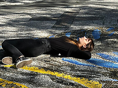 Revisitation of the tree of life, Opera in black by Mariella Busi De Logu (photo by Sara Maioli)