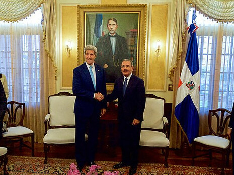 On June the 14th, 2016, at the Presidential Palace in Santo Domingo, Dominican Republic, the former President of the Dominican Republic, Danilo Medina, greeted the then U.S. Secretary of State, John Kerry, in a cordial handshake