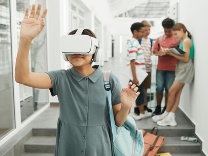 A revolução tecnológica na educação: descubra como a tecnologia está mudando a forma como ensinamos e aprendemos, tornando o processo educacional mais acessível e personalizado