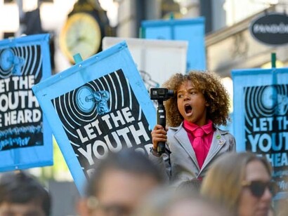 Twenty-one children and young adults sued the American government in 2015 (Juliana v. U.S. Government)
