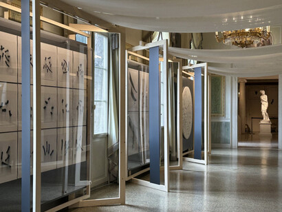 Varios artistas, La ruta de la escritura, vista de exhibición. Cortesía del Museo Correr