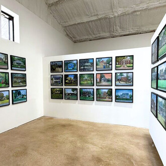 Douglas Darracott, American dream, exhibition view. Courtesy of Ro2 Art