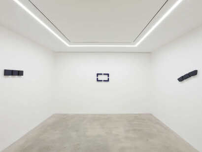 Pino Pinelli, Being a poet with a single word. Painting from the 1970s to the present, exhibition view. Courtesy of Dep Art Gallery