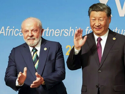 Brazilian President Luiz Inácio Lula da Silva and Chinese President Xi Jinping at the 15th BRICS Summit in Durban, South Africa, underscoring the growing cooperation between BRICS nations in shaping a fairer world order