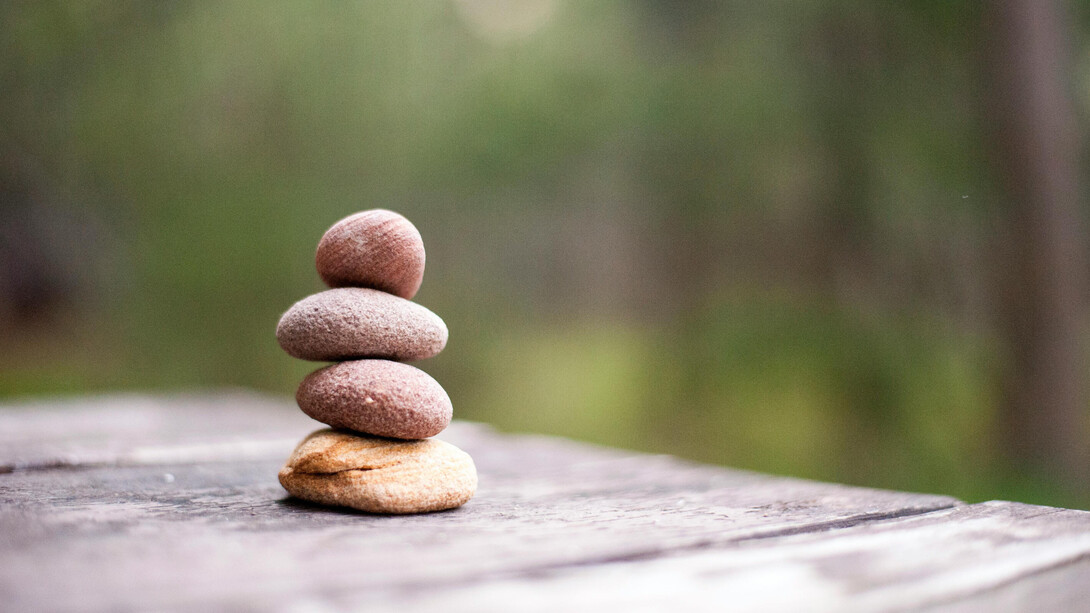 A set of rock stacked on top of each other, in equilibrium