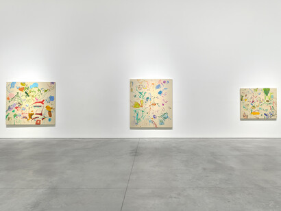 Sue Williams, Unspeakable, exhibition view. Courtesy of 303 Gallery