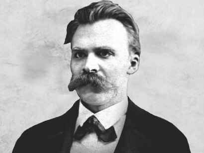 Friedrich Nietzsche fue un filósofo, poeta, músico y filólogo alemán, cuya obra ha ejercido una profunda influencia en la cultura occidental