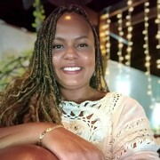 Gleyce Apolinario dos Santos