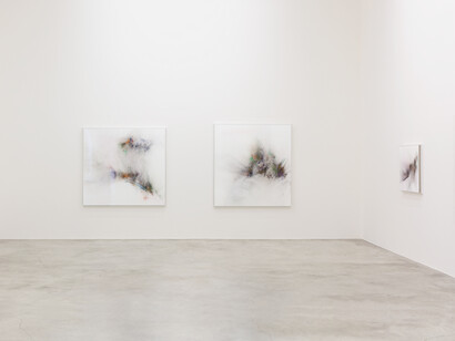 View of the exhibition “Voyage Visage Passage” at Perrotin Paris.
Photo: Claire Dorn
© Courtesy of the artist & Perrotin