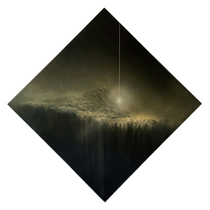 Light, a path to escape the inner fears