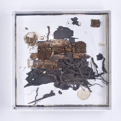 Leonardo Drew, Number 27i, 2014, mixed media, 62 x 62 x 16.5 cm