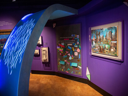 Various artists, Wonder room, exhibition view. Courtesy of Columbus Museum of Art