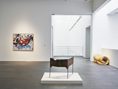 Various artists, From the collection. Together, collaborative art practices, exhibition view. Courtesy of S.M.A.K