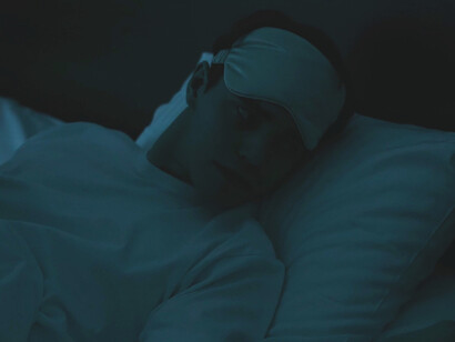 In the quiet of the night, the body prepares for vital maintenance, clearing out toxins and processing the day’s emotions