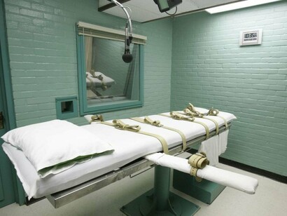 Lethal injection chamber