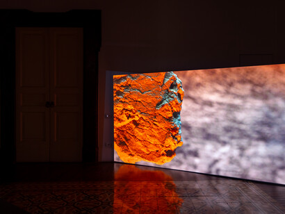 Giovanni Giaretta, It takes a while to learn to talk the long language of the rocks, exhibition view. Courtesy of Galleria Tiziana Di Caro