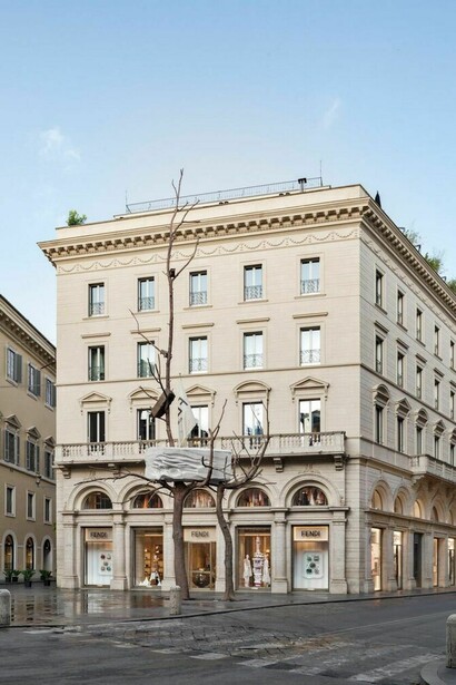 Foglie di pietra. Courtesy of Fendi