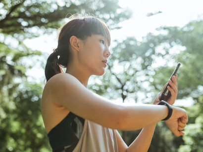 With every heartbeat monitored, this determined athlete is a perfect example of how technology drives performance in sports