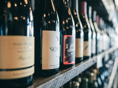 Selection of a fine wine library