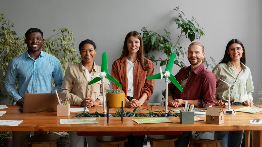 Il brand activism spinge le aziende a prendere posizione su questioni sociali e ambientali, non riguarda un singolo settore ma abbraccia diverse tipologie di aziende produttrici