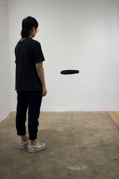 Rafael Lozano-Hemmer, Standards and double standards (single belt version), 2004. Courtesy of bitforms gallery and Antimodular Studio. Photo by Tyler Rutledge