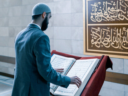 Islam et immigration. Avec la seule "migration régulière", définie comme les personnes qui arrivent pour des raisons autres que la demande d'asile, cette population atteindrait 11,2 % de la population européenne en 2050