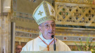 Il cardinale Angelo De Donatis in una foto di Luigi Bloise
