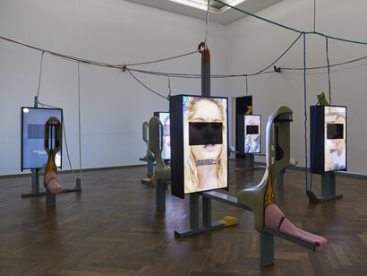 Neïl Beloufa, Humanities, exhibition view. Courtesy of Kunsthalle Basel