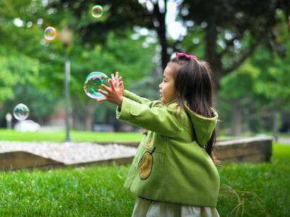 Because of genetic and environmental variability, not everyone will suffer the same symptoms