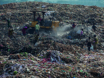 Millions of Indians are living precarious lives, and development does nothing for them © Vipul Sangoi