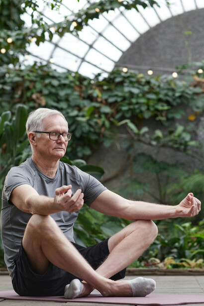 Divisões e insegurança geram dúvidas sobre escolhas, afetando decisões em relacionamentos e carreira