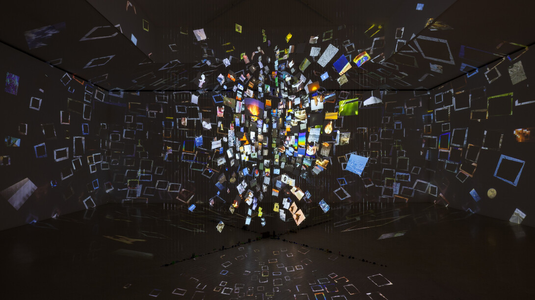 Sarah Sze, Pictures at an exhibition, exhibition view. Courtesy of Gagosian Gallery