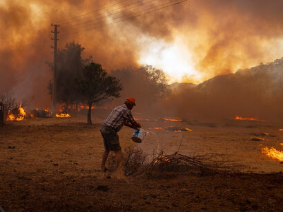 World leaders should be under intense and unrelenting pressure from the people who will have to survive in that future