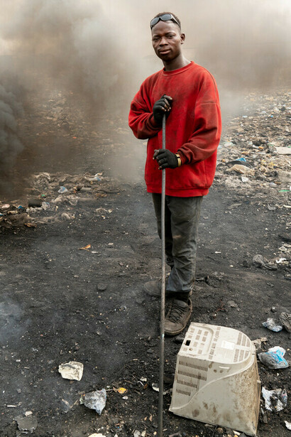 'Agbogbloshie 375': photography by Willy Castellanos