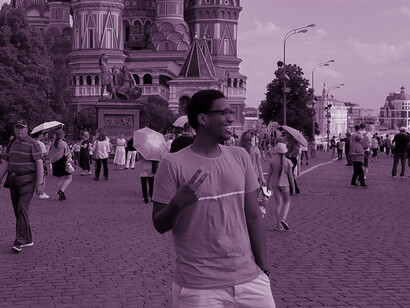 Radiating positivity, Keyshaun’s laughter fills the streets, showcasing his belief in the power of connection and community