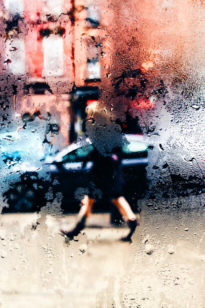 The blurred image of a passer-by represents troubled and alienated worldview of the protagonist