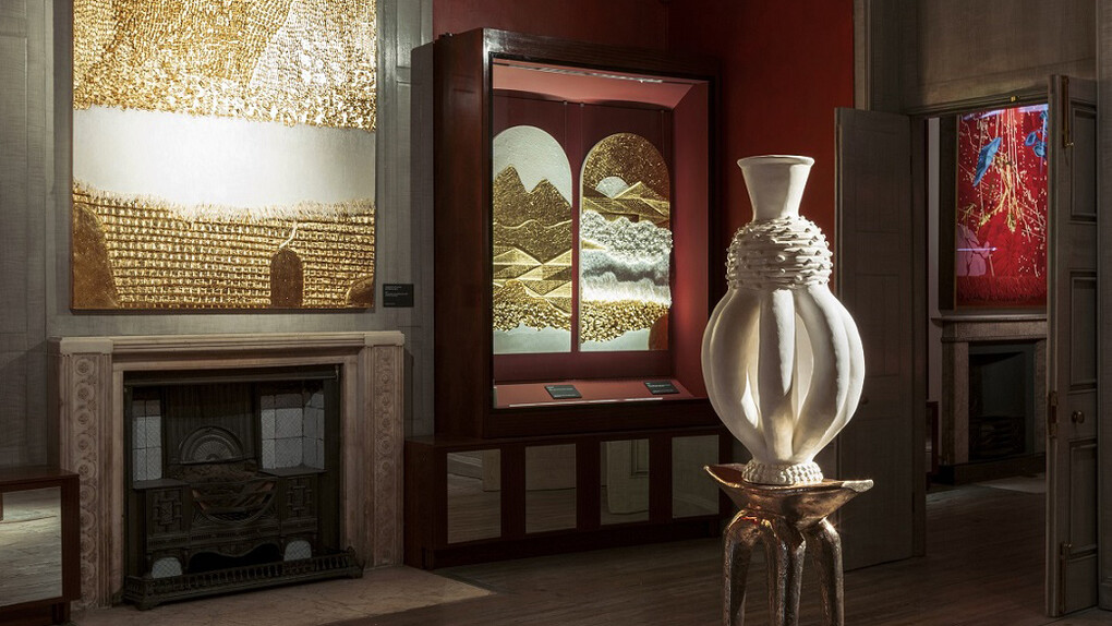 Lina Iris Viktor, Mythic time. Tens of thousands of remembering, exhibition view. Courtesy of Sir John Soane's Museum