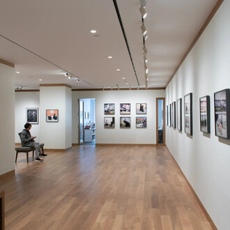Sabiha Çimen and Mary Ellen Mark, The girls, exhibition view. Courtesy of Howard Greenberg Gallery