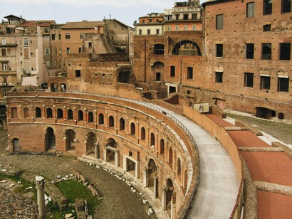 Tracce dell'antica Roma, Italia. Il mondo di Traiano: un'epoca di grandezza e integrazione culturale