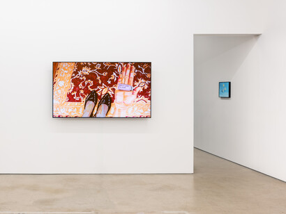 Jennifer Levonian, Speed reader, exhibition view. Courtesy of Adams and Ollman Gallery