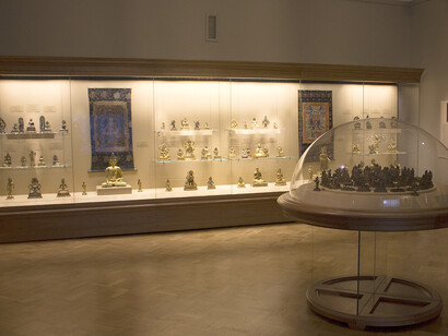 The Culture and Art of Central Asia, Exhibition view. Courtesy of The State Hermitage Museum