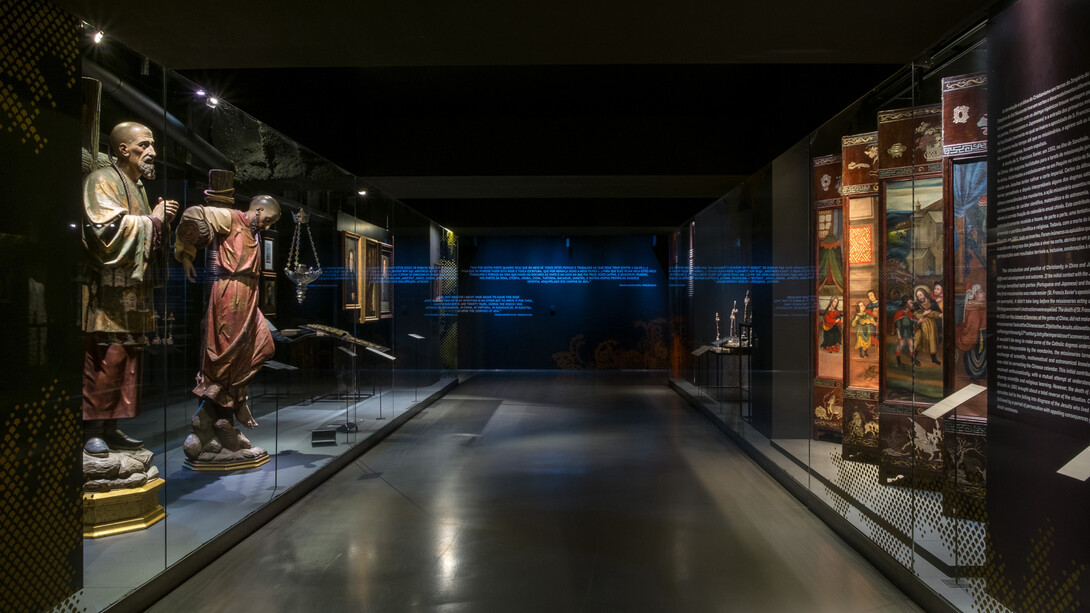 Portuguese presence in Asia, exhibition view. Courtesy of Fundação Oriente
