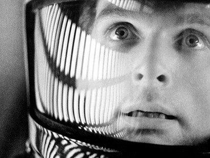 Keir Dullea interpreta David Bowman